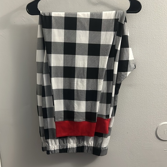 Plus size pajama set - Picture 6 of 7